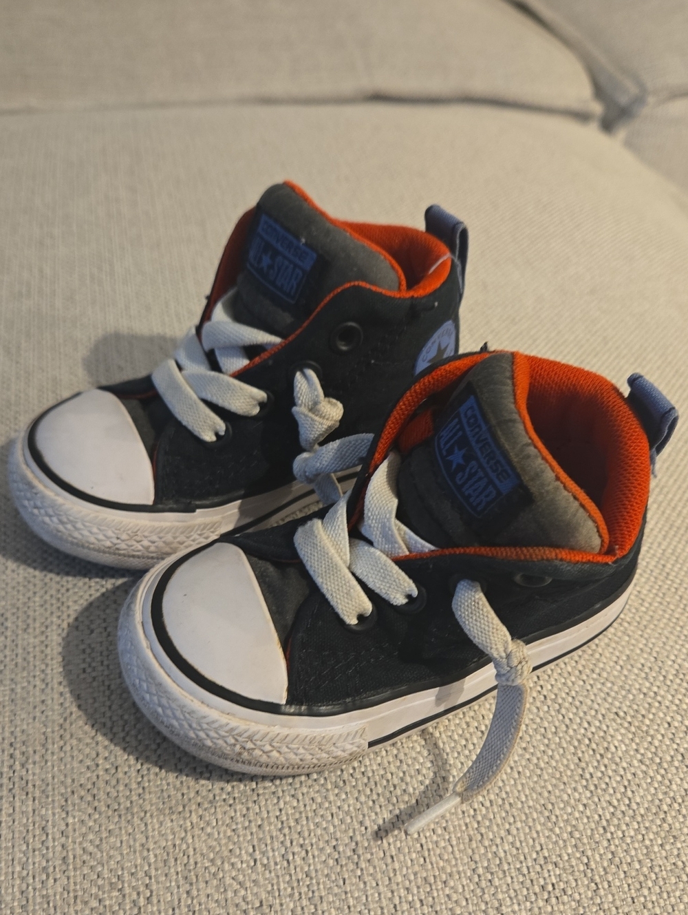 Converse Kids Black Sneakers with Orange Lining